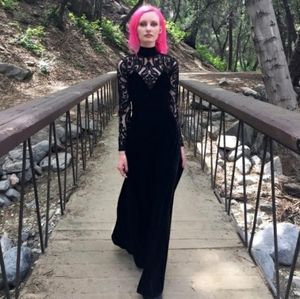 Black velvet filter secret society dress 1x nwt